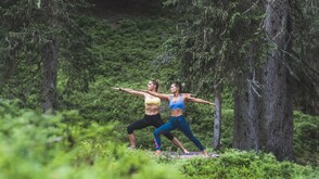 Waldwellness mit Yoga in Saalbach Hinterglemm