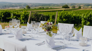 Tafeln im Weinviertel