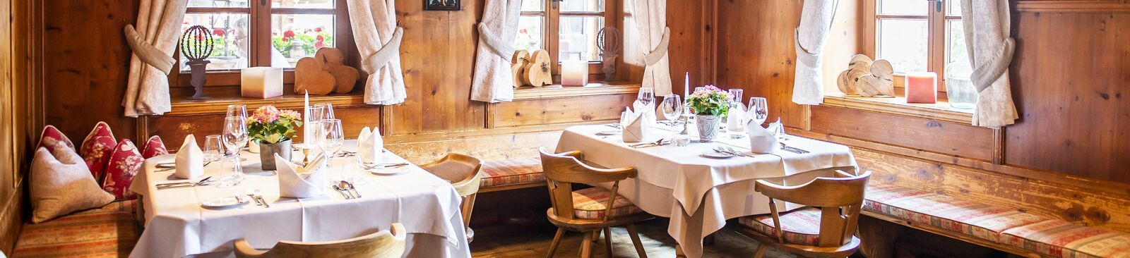 Gastlichkeit und die hervorragende Küche zeichnen das Hotel zur Post in Alpbach in Tirol aus.
