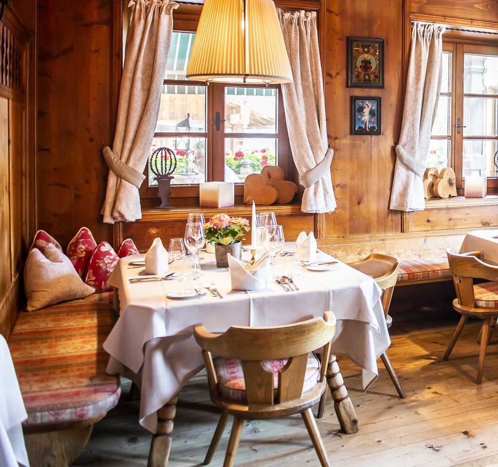 Gastlichkeit und die hervorragende Küche zeichnen das Hotel zur Post in Alpbach in Tirol aus.