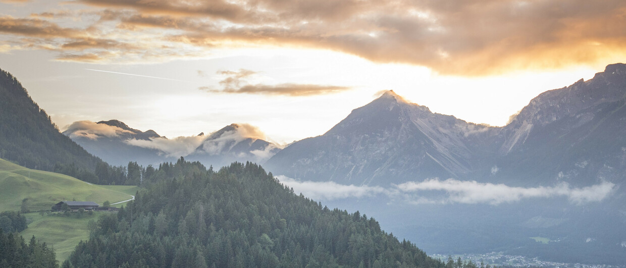 Sonnenuntergangswanderung im Alpbachtal