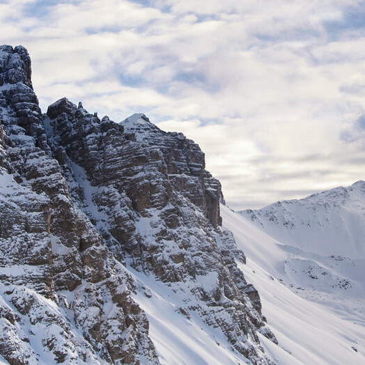  Freeride in der Axamer Lizum mit Blick auf die Kalkkögel 