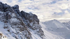  Freeride in der Axamer Lizum mit Blick auf die Kalkkögel 