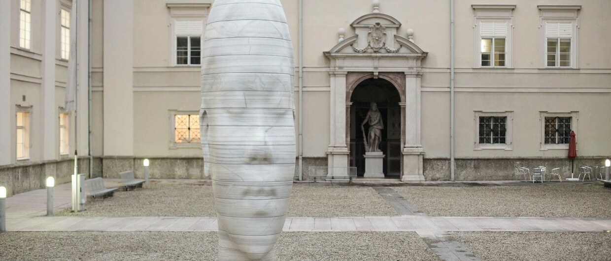 "Awilda" von Jaume Plensa am „Walk of Art“ in Salzburg