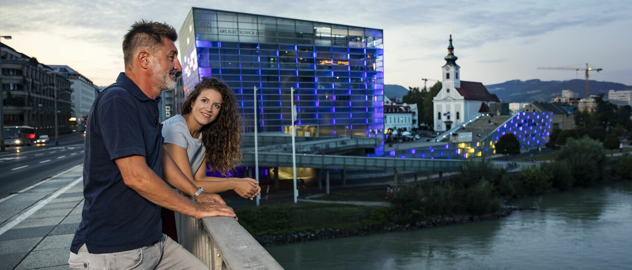 Pohled na muzeum Ars Electronica Center