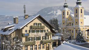  Der wunderschöne Ortskern von St. Johann in Tirol 