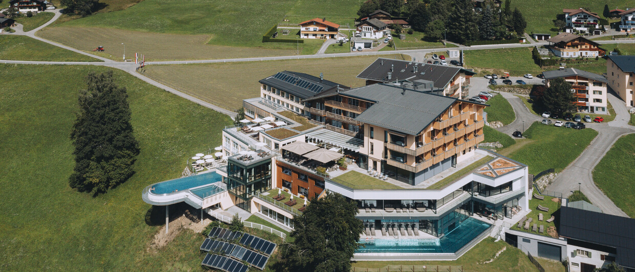 Hotel-Fernblick-Montafon-Aussenansicht (c) Hotel-Fernblick-Montafon_Christoph-Schoech