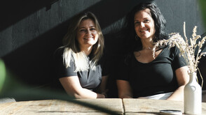 Jaqueline und Carolyn Herzog, "Die Herzogin" in Maria Alm