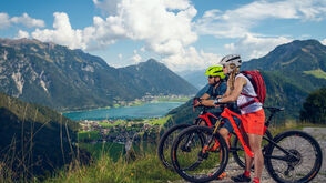 Schöne Ausblicke am Mountainbike genießen in der Region Achensee
