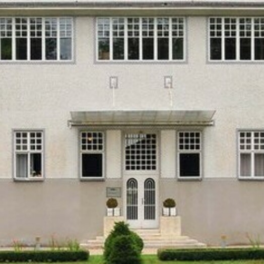 Josef-Hoffmann-Sanatorium-Westend-Purkersdorf-Fassade-1905_MAK-Museum-fuer-angewandte-Kunst-Wien_Wolfgang-Woessner-MAK-Museum-fuer-angewandte-Kunst-Wien-.jpg