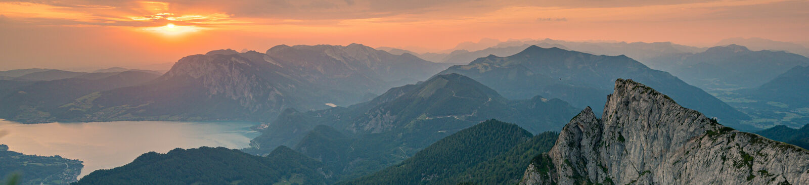 Večerní výhled z vrcholu Schafberg