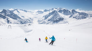 Абсолютную снежную гарантию в Циллертале дает ледник Хинтертукс