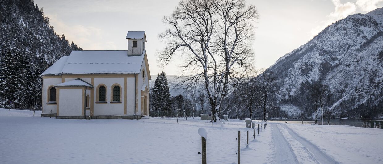 Achenseehof-Kapelle am See