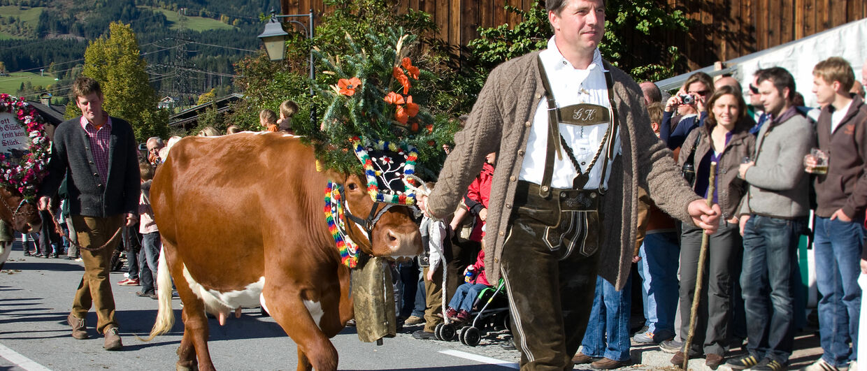 Hollersbacher Bauernmarkt mit großem Festumzug Anfang Oktober