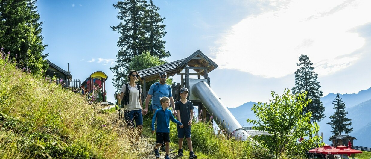 Wandern-mit-der-Familie-in-Paznaun-Ischgl (c) TVB-Paznaun-Ischgl