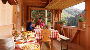 Bregenzerwald: Bergfrühstück auf der Alpe