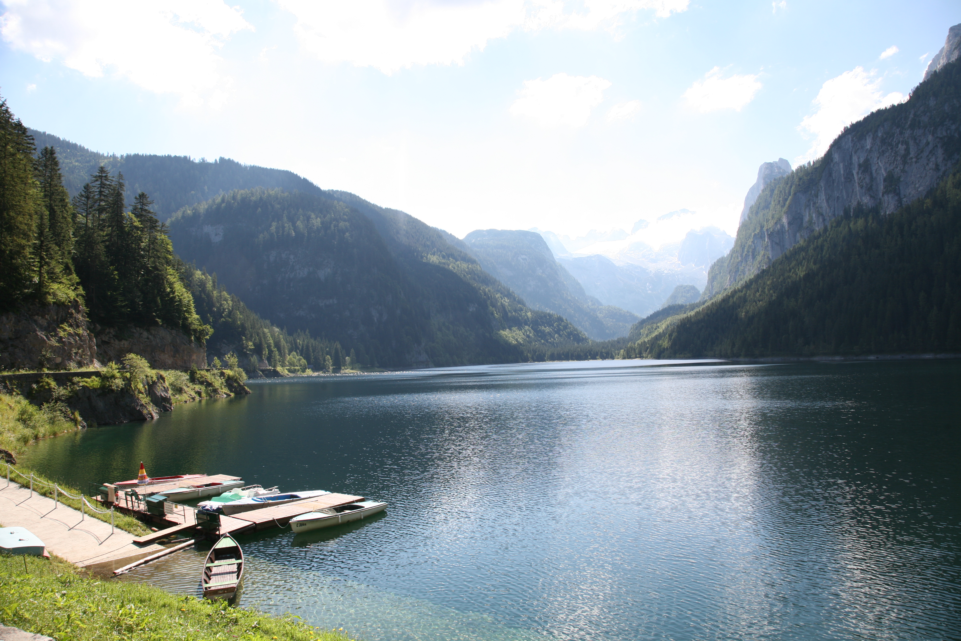 На озерах австрии. Озеро Гозау Австрия. Озеро Зальцкаммергут Австрия. Озеро Фордерер Госау Австрия. Ахензее Австрия.